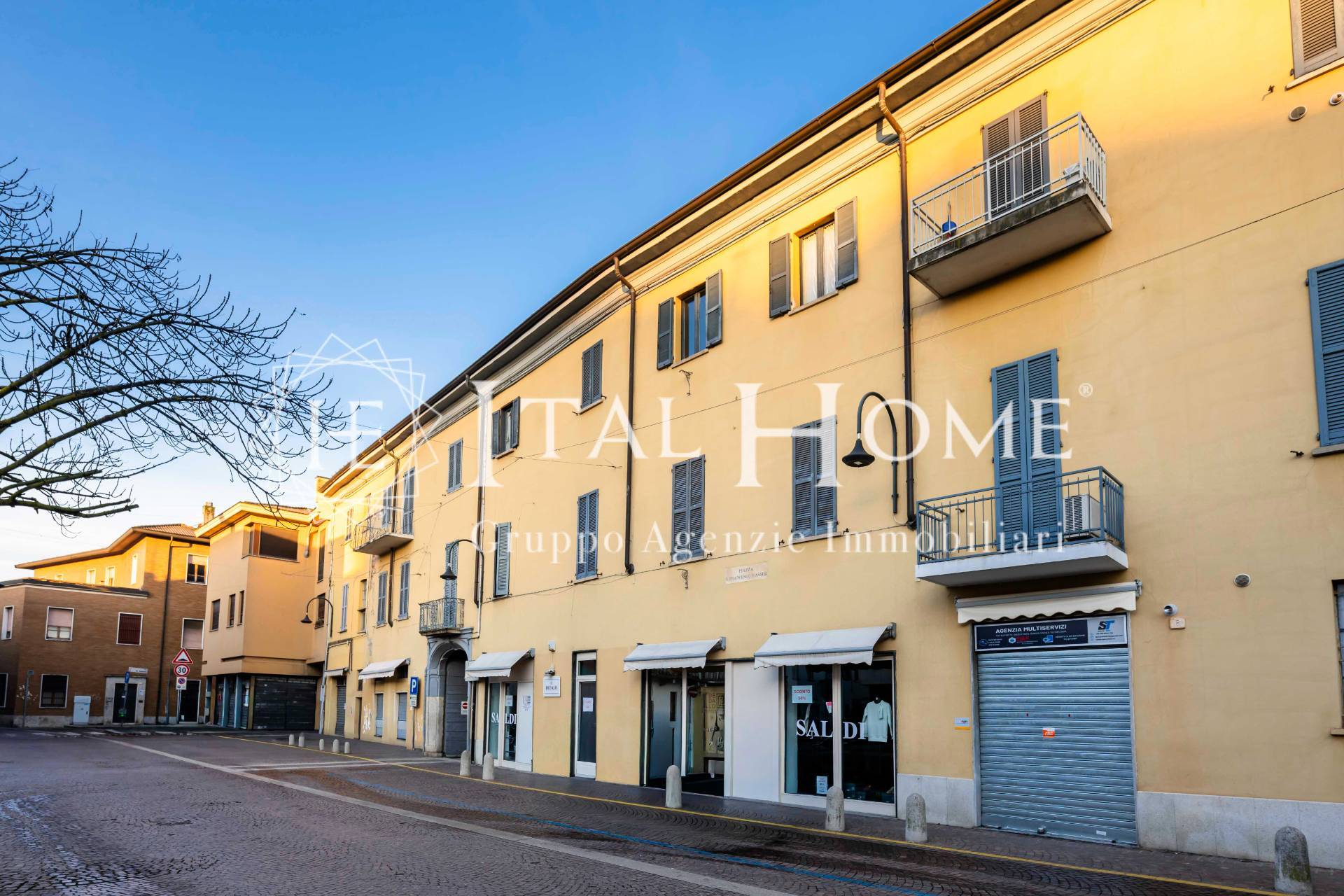 Locale commerciale a Cernusco sul Naviglio