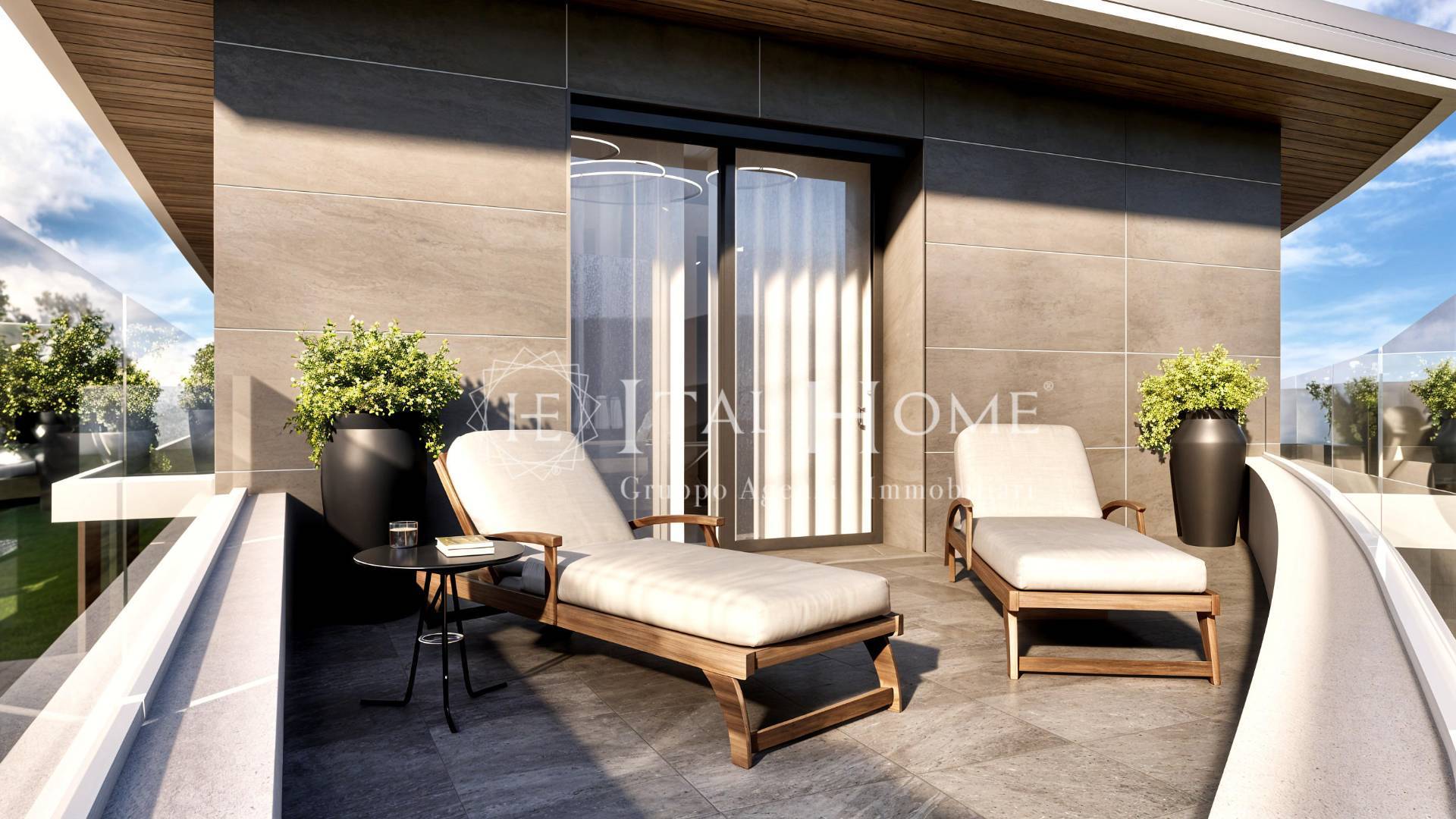 VENDESI VERO ATTICO + SUPER ATTICO + TERRAZZA STELLARE. INCLUSO NEL PREZZO BOX AUTO.
PEZZO UNICO - PREZZO INTROVABILE.